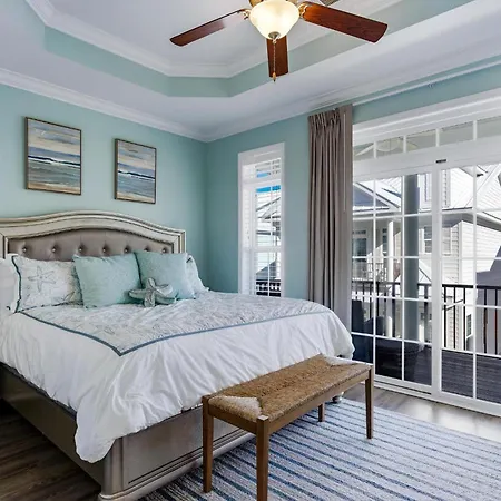 Sands Beach House 305-2